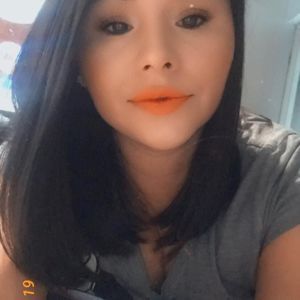 Meet your Posher, Mayeli